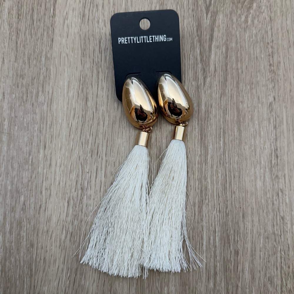 NWT Pretty Little Thing Gold and White Tassel Earrings